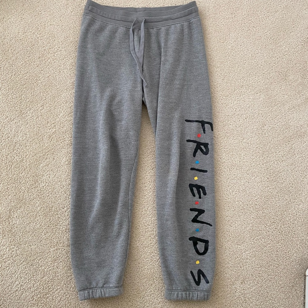 FRIENDS women’s sweat pants